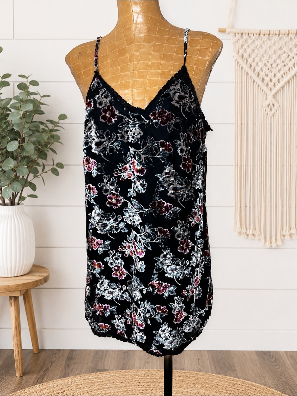 American Eagle Floral Velvet Burnout Lace Trim Slip